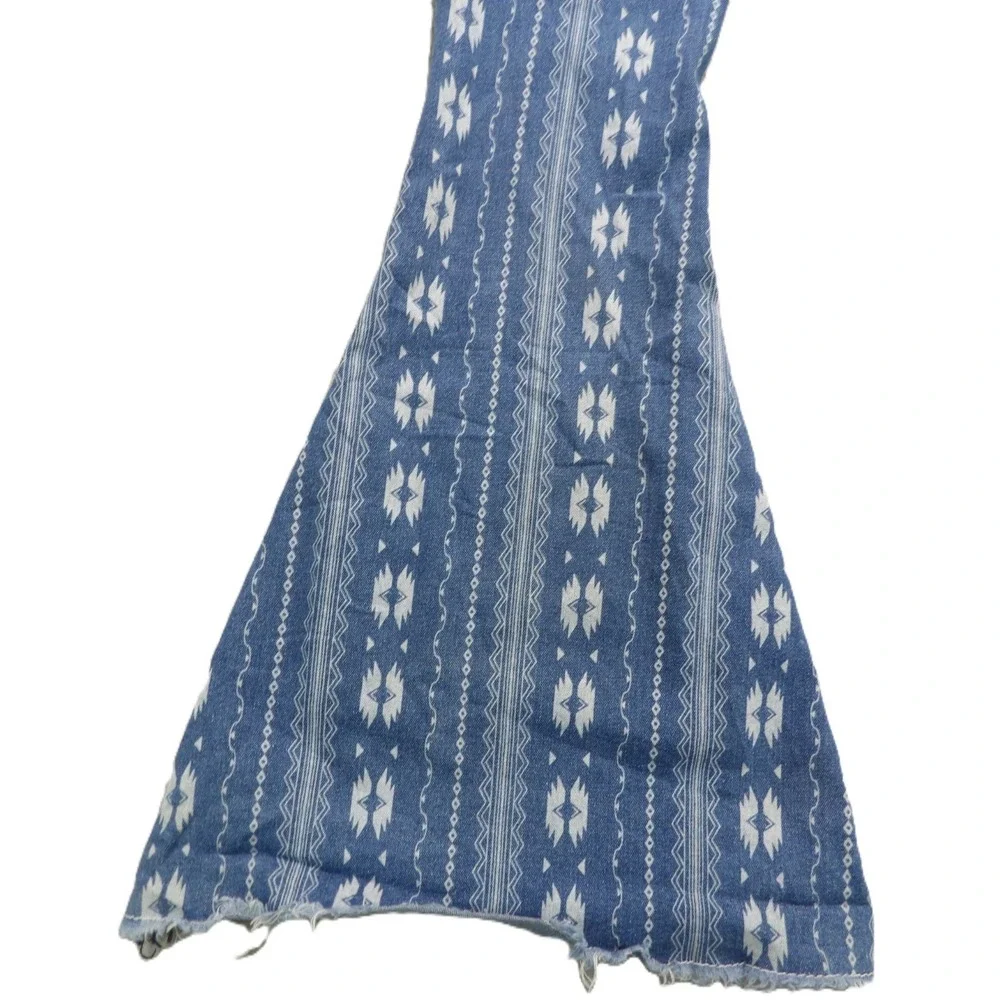 Cowgirl Hardware Aztec Flare Jeans Womens W27 Blue Bell Bottom Western Rodeo Y2K